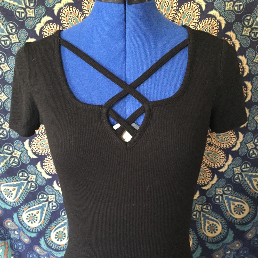 Black tee